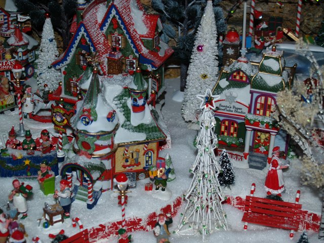 http://nsm01.casimages.com/img/2007/12/10//07121006044186731499177.jpg