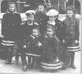 Nicolas, Olga, Tatiana, Maria, Anastasia et Alexei