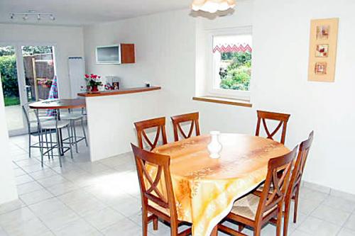 Maison grand confort � 10mn de quimper et des plag