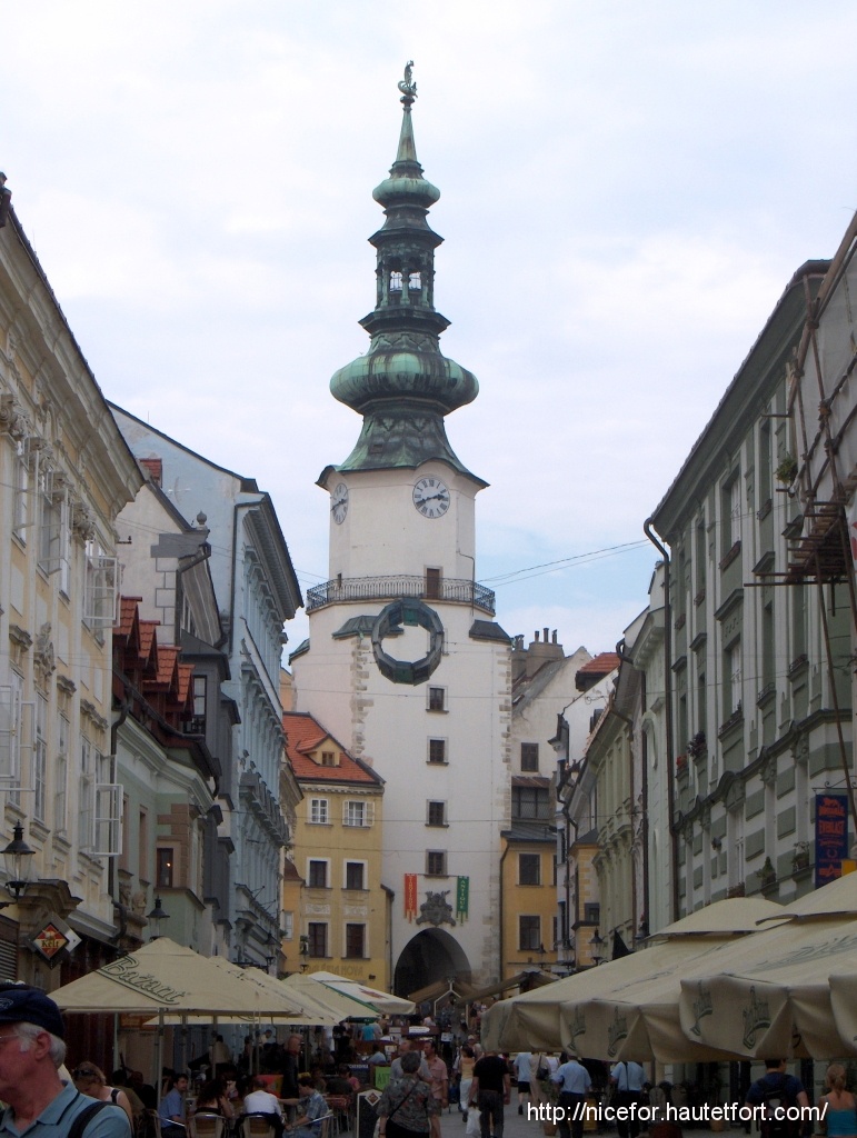 BRATISLAVA 069