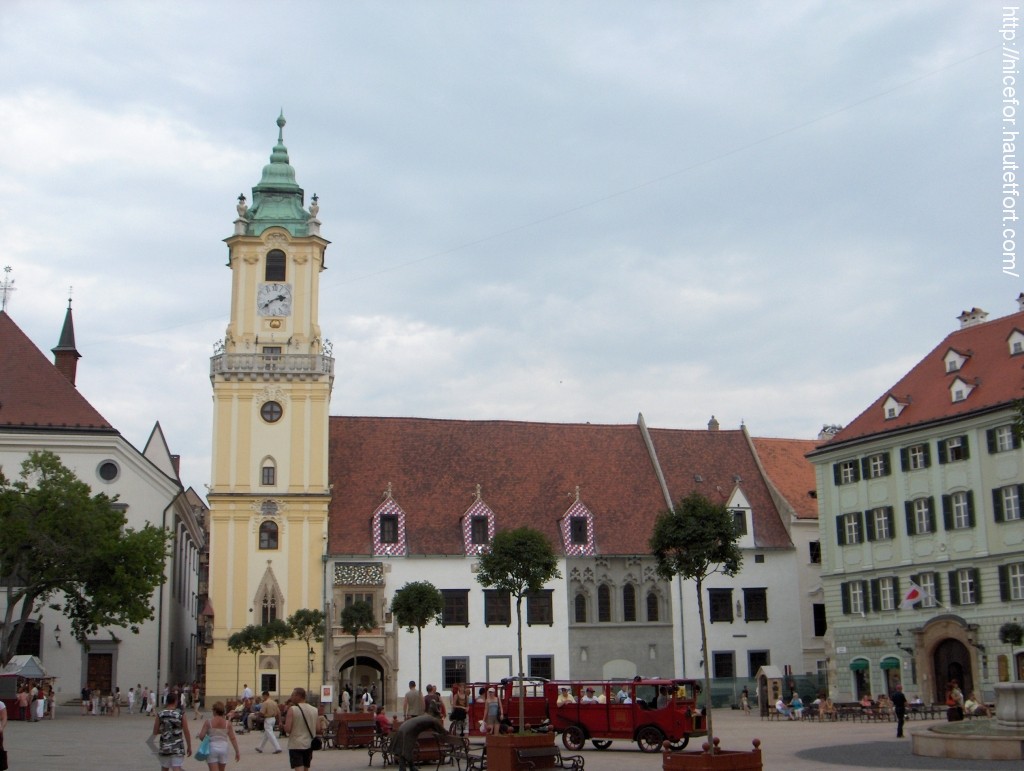 BRATISLAVA 070