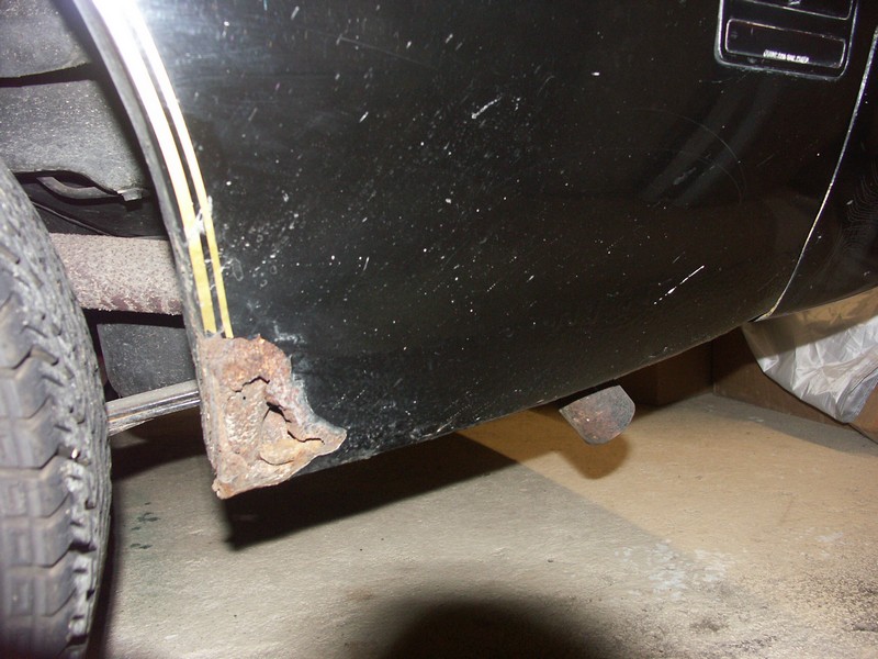 Aile Arrière Gauche - Arrière de Roue.