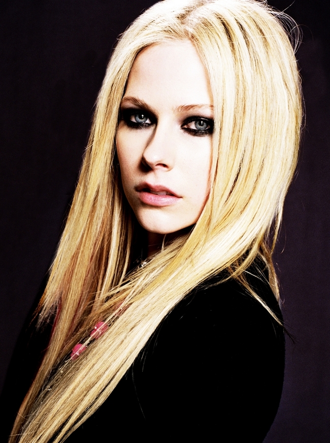 ~  Official Photo Album Kate's - Avril Lavigne  ~ 080309113743173611806787