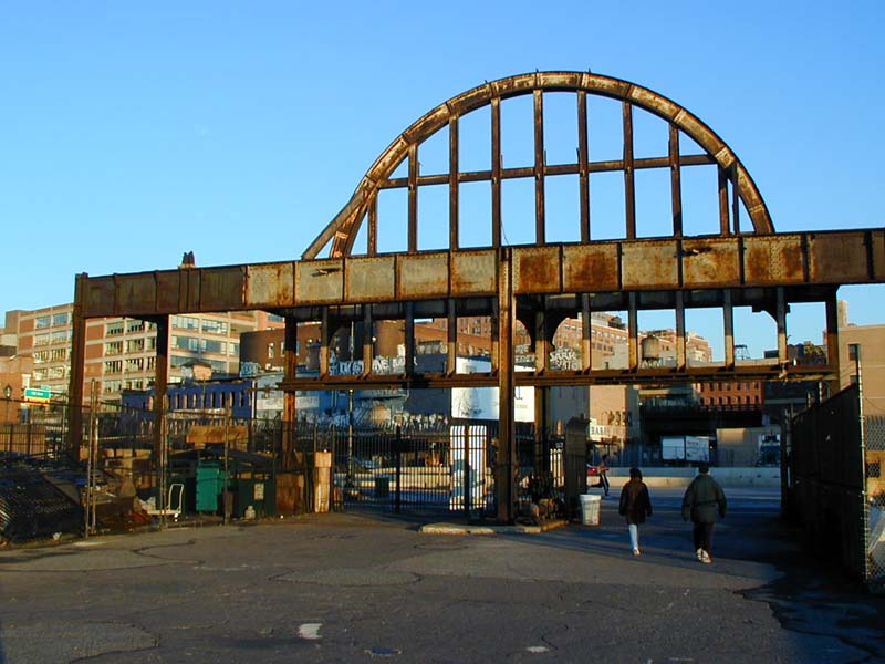 chelsea_pier54_12jan02