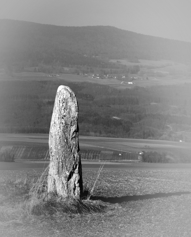 menhir_route-de-fiez