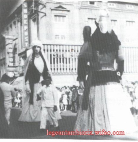 COUPLE GOLIATH ANCIENNE 12