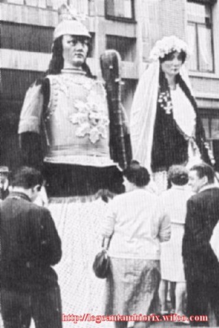 COUPLE GOLIATH ANCIENNE 14