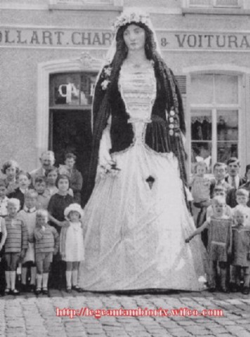 Mme GOLIATH ANCIENNE 5