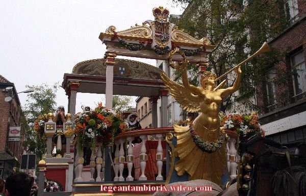 Le-char-dAlbert-et-Isabelle-1