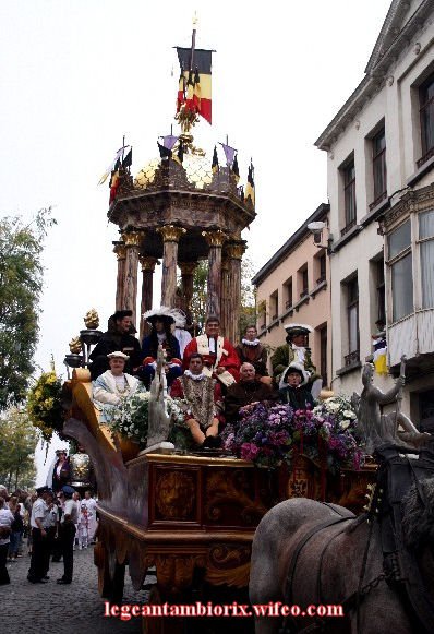 Le-char-de-la-ville-dAth 2007 1