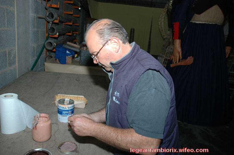 LES PREPARATIFS DES GEANTS 23