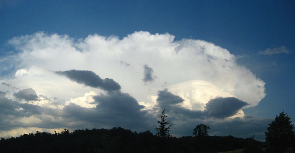 300708l19H12 [1024x768]