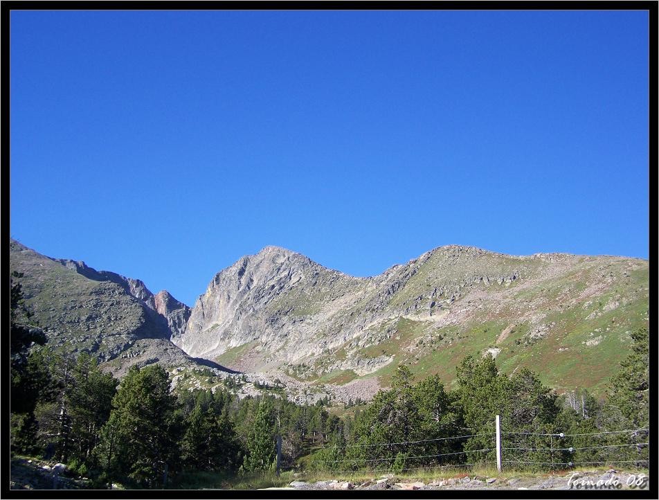 Mont Canigou , Pyrénnées orientales (alt.2784m) 080731084406101412332803