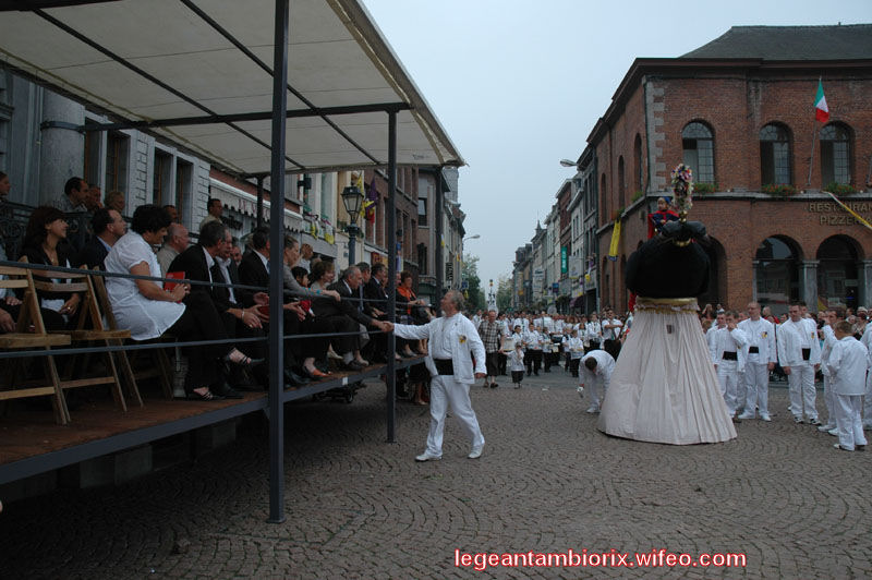 L'aigle a deux t&Atilde;&ordf;te 2007 4
