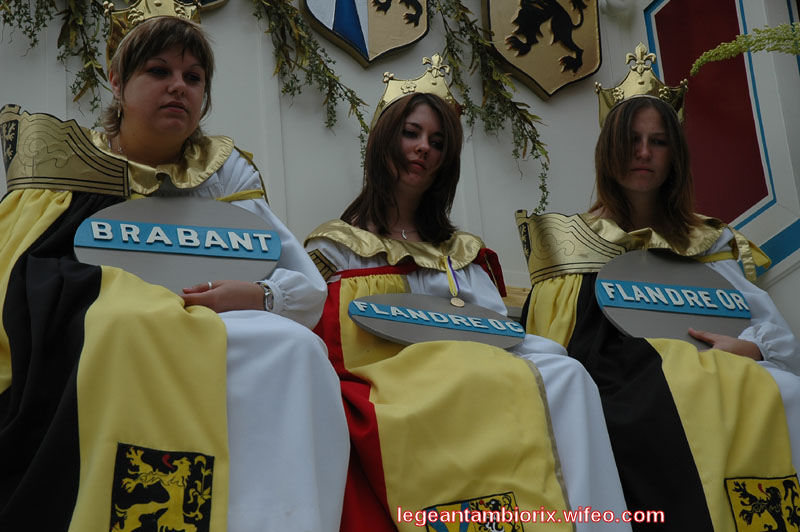 Le-char-des-Neuf-Provinces 2007 3