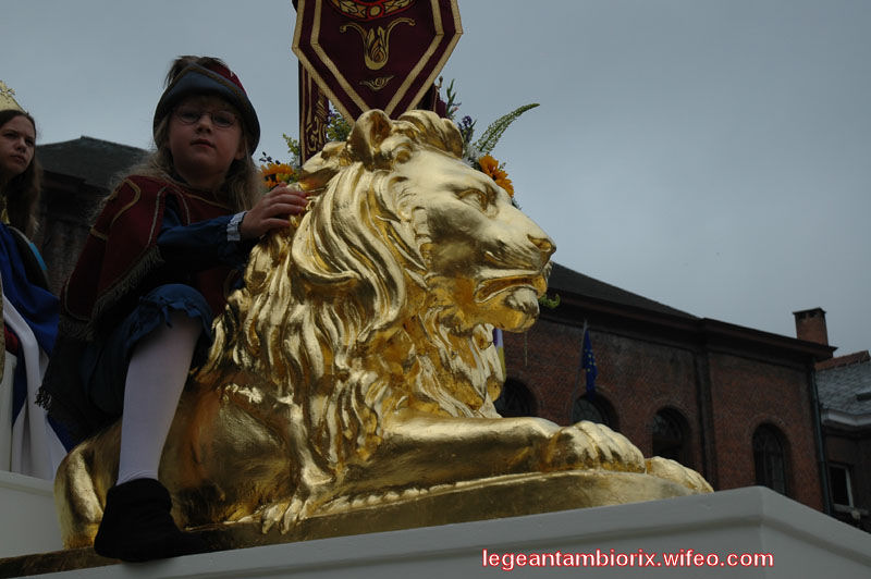 Le-char-des-Neuf-Provinces 2007 9