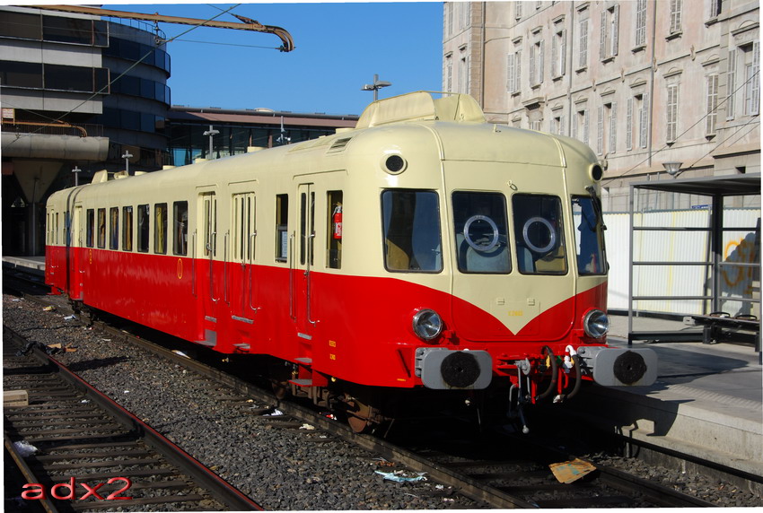 Pk 862,1 : Gare de Marseille-St-Charles (13) - Le X2403 08090806233024122471589