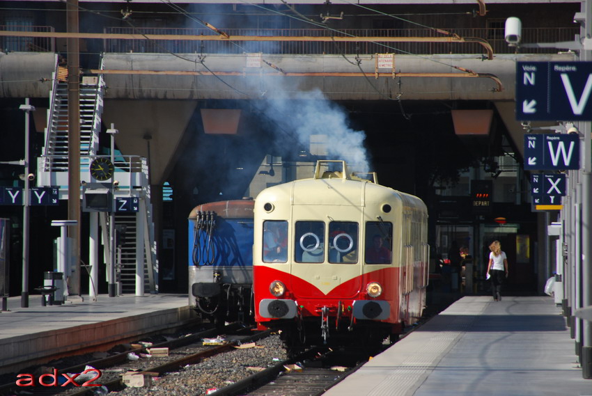 Pk 862,1 : Gare de Marseille-St-Charles (13) - Le X2403 08090806233024122471590