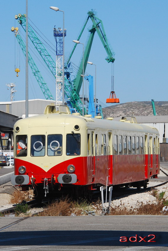 Pk 862,1 : Gare de Marseille-St-Charles (13) - Le X2403 08090807010124122471718