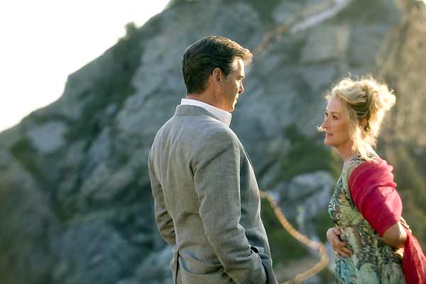 Pierce BROSNAN & M&eacute;ryl STREEP dans MAMMA MIA-ph3