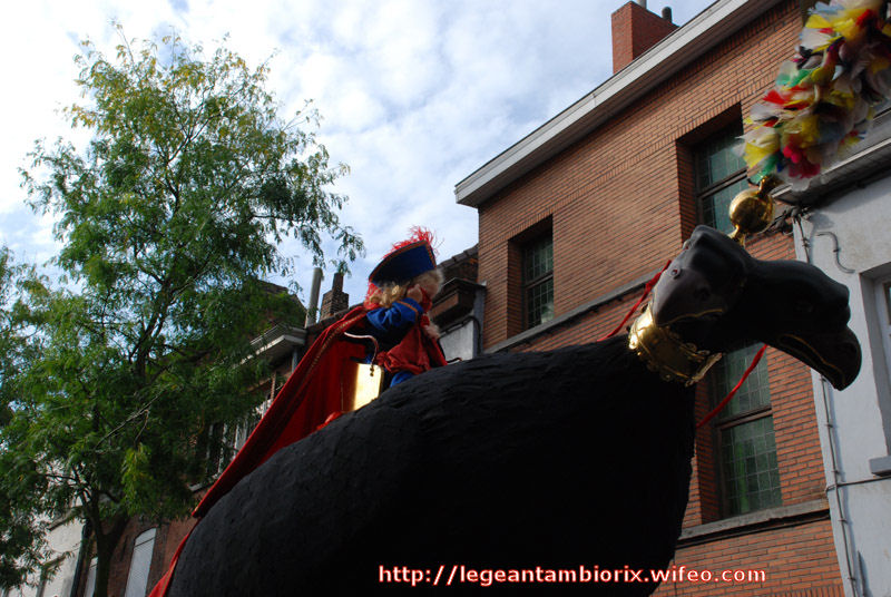 L'Aigle &Atilde;&nbsp; Deux T&Atilde;&ordf;te 2 p 2008 0J