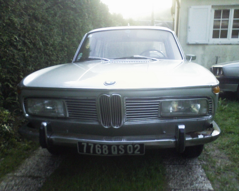 E08 1967.....  BMW 2000.. 080929085125240512553404