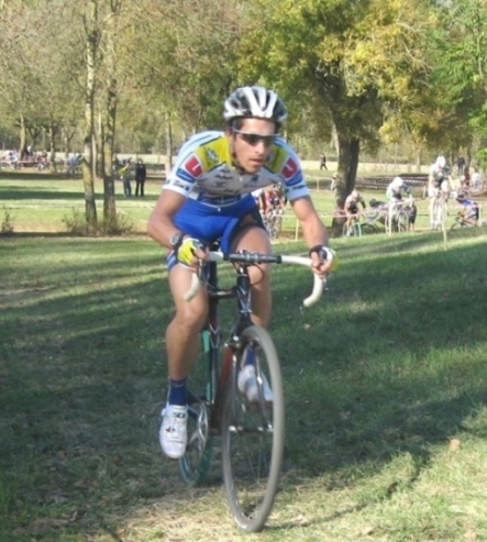 Succs sportif et populaire pour le cyclo-cross de Saumur 081020094038413832640175
