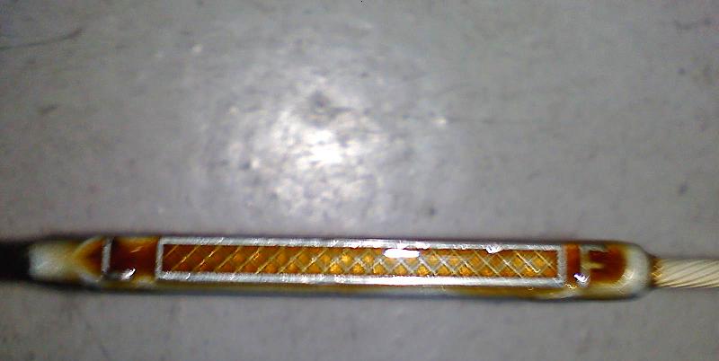 cot&eacute; aile a froid