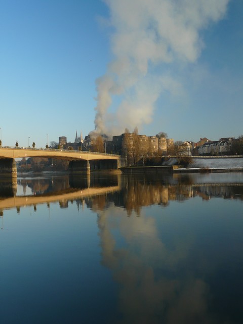 "INCENDI" au château d'Angers - 090111012647507222980867