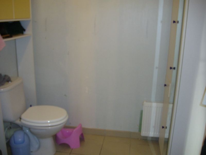 Ma salle de bain - Page 3 090123111119524223040348