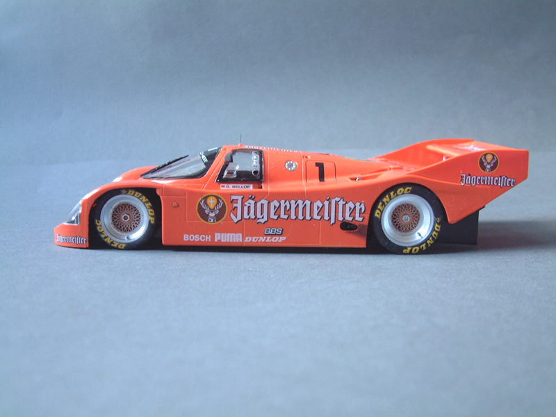 [Revell] Porsche 956 C "Jagermeifter" 090213085942476903145154