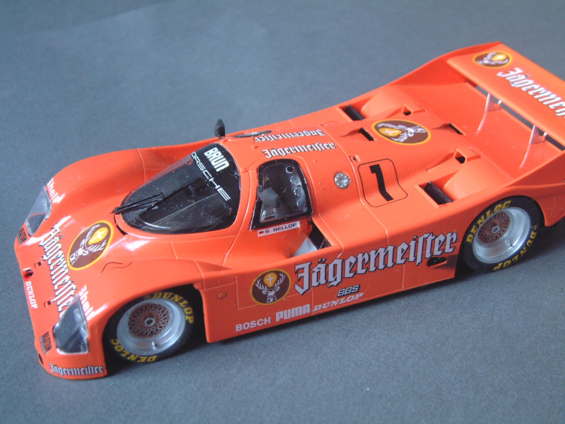 [Revell] Porsche 956 C "Jagermeifter" 090213090125476903145161