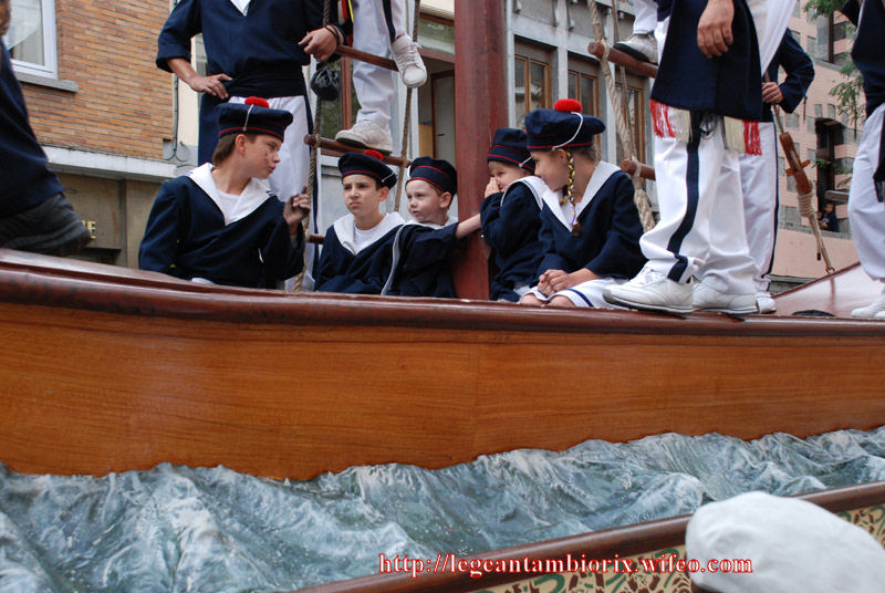 La barque des p&Atilde;&ordf;cheurs napolitain 8
