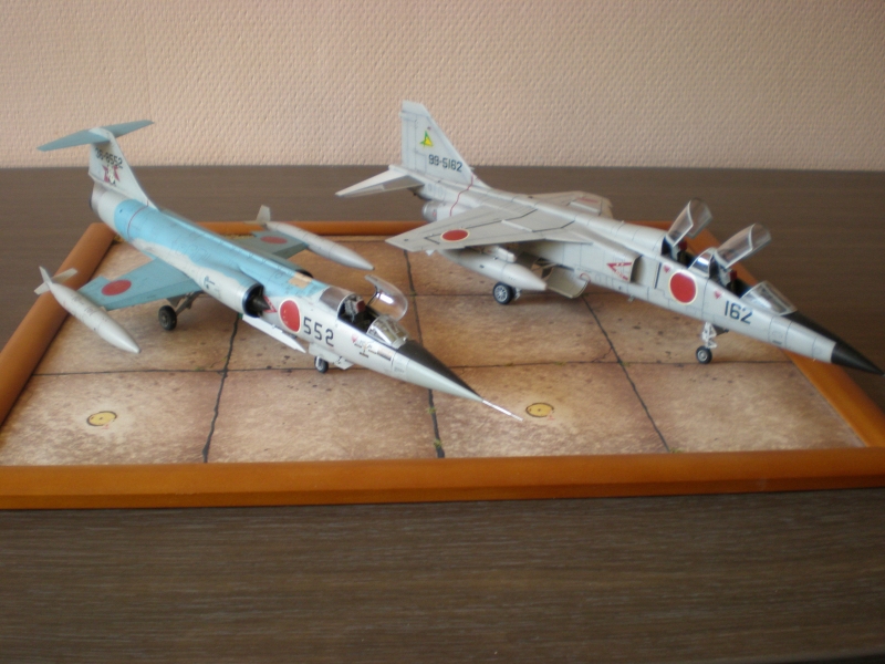 Saké Nippons... (F-104 + T-2) GRANDES photos... Enfin... 090314085210585293314479