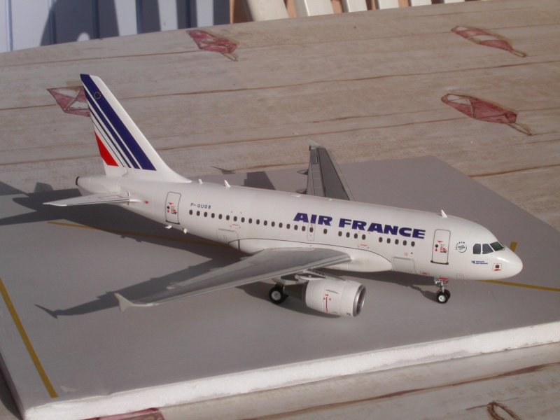 AIRBUS A318-111 AIR FRANCE 1/144 090403033010566983420680