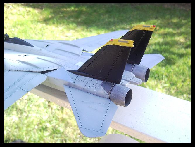 [REVELL] 1/72 - Grumman F-14D Super Tomcat  - Page 4 090409050053101733453112
