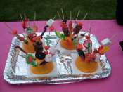 Les brochettes de bonbons Mini_090413073941640823474681