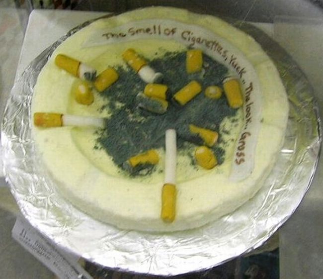 weird_and_creepy_cakes_19