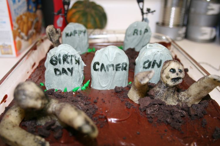 weird_and_creepy_cakes_14