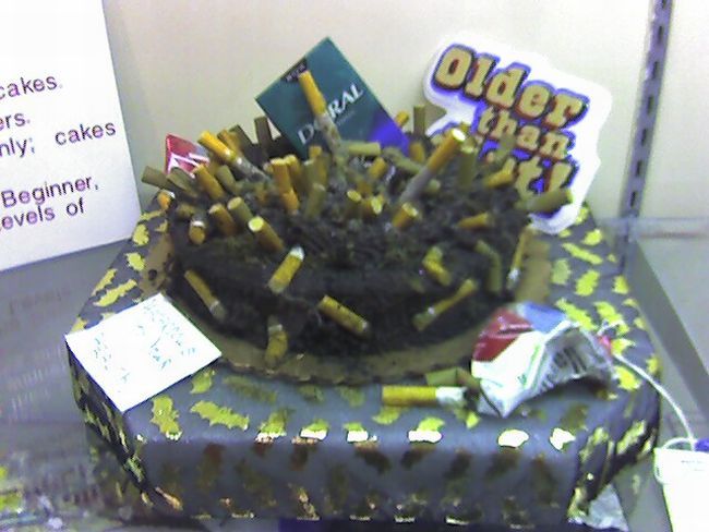 weird_and_creepy_cakes_23