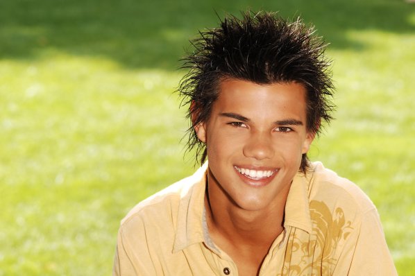 Photoshoots de Taylor Lautner. 090512064942575183647748