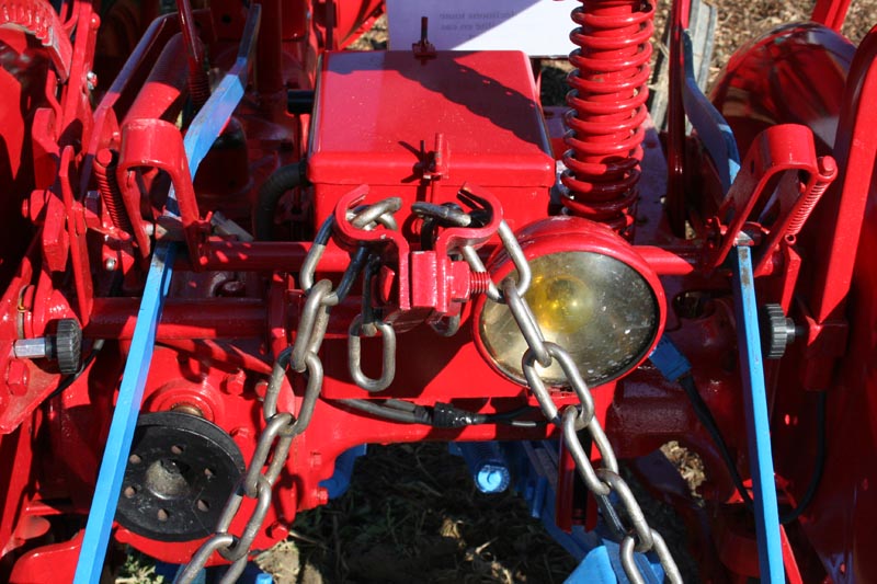 charrues farmall cub 090529093214490473757888