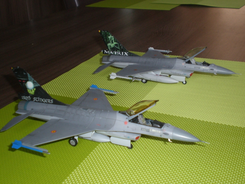 F-16 Revell, duo Belge: Stingers et Matrix + nouvelles photos en p.2 090601025034585293783651