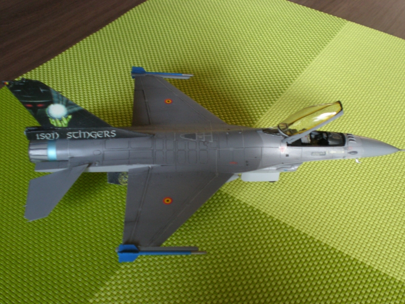 Duo F-16 MLU Belge Au 1/72 De "Revell"