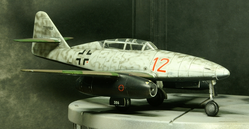 [Revell] Messerschmitt Me 262B Schwalbe 1/72 090602063958657403789551