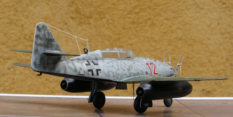 [Revell] Me 262 B Chasse de nuit 1/72 090604061214657403803902