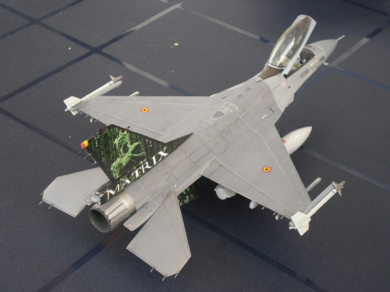 F-16 Revell, duo Belge: Stingers et Matrix + nouvelles photos en p.2 090613040527585293859871