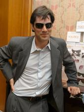 Thomas Gibson - Page 16 090618123808680973896587