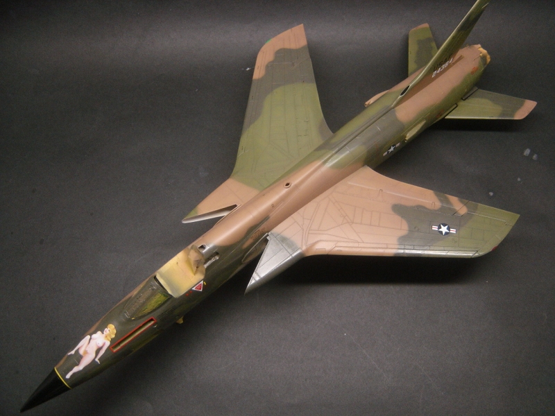 thunderchief - [HobbyBoss] Republic F-105D THUNDERCHIEF  1/48  - Page 7 090620085106726443914224