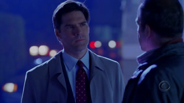 Screencaps de Hotch - Page 8 090622103250732693936652